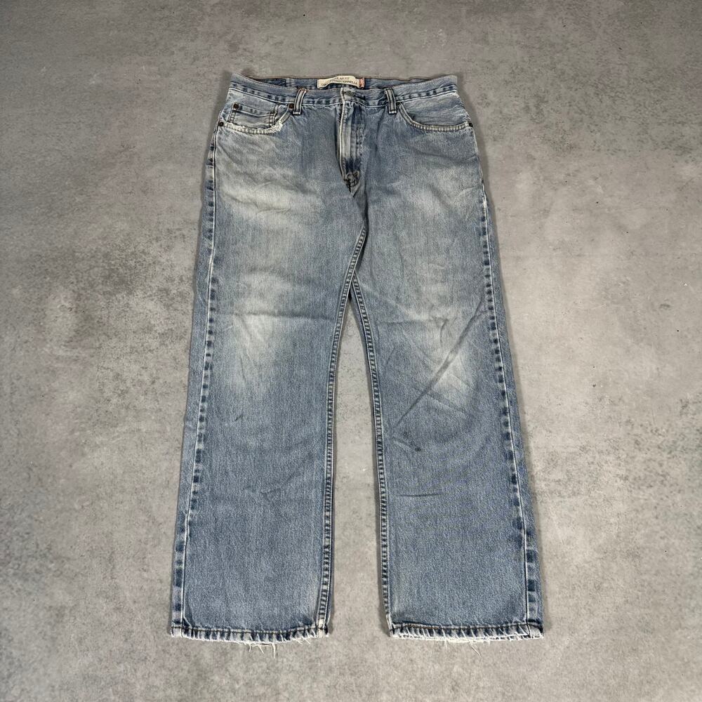 Levis 505 Regular Fit Straight Jeans Light Wash - Size: 36x30